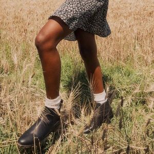 MADEWELL The Ainsley chelsea boot in black leather, size 5